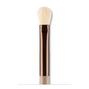 delilah eyeshadow brush