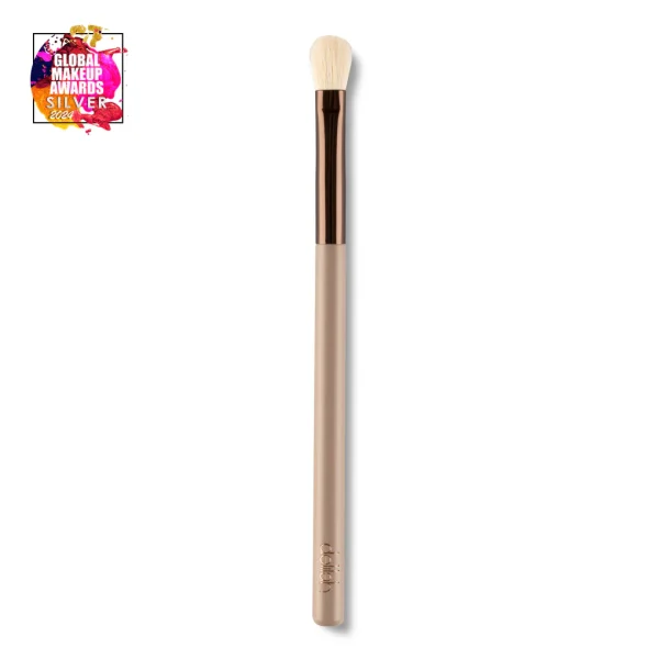 delilah eyeshadow brush